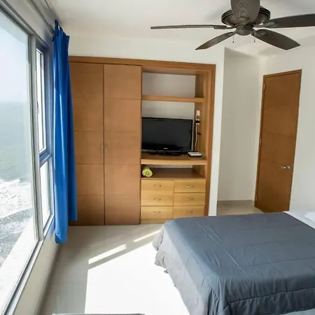 Departamento De Lujo Frente A La Playa Apartamento *